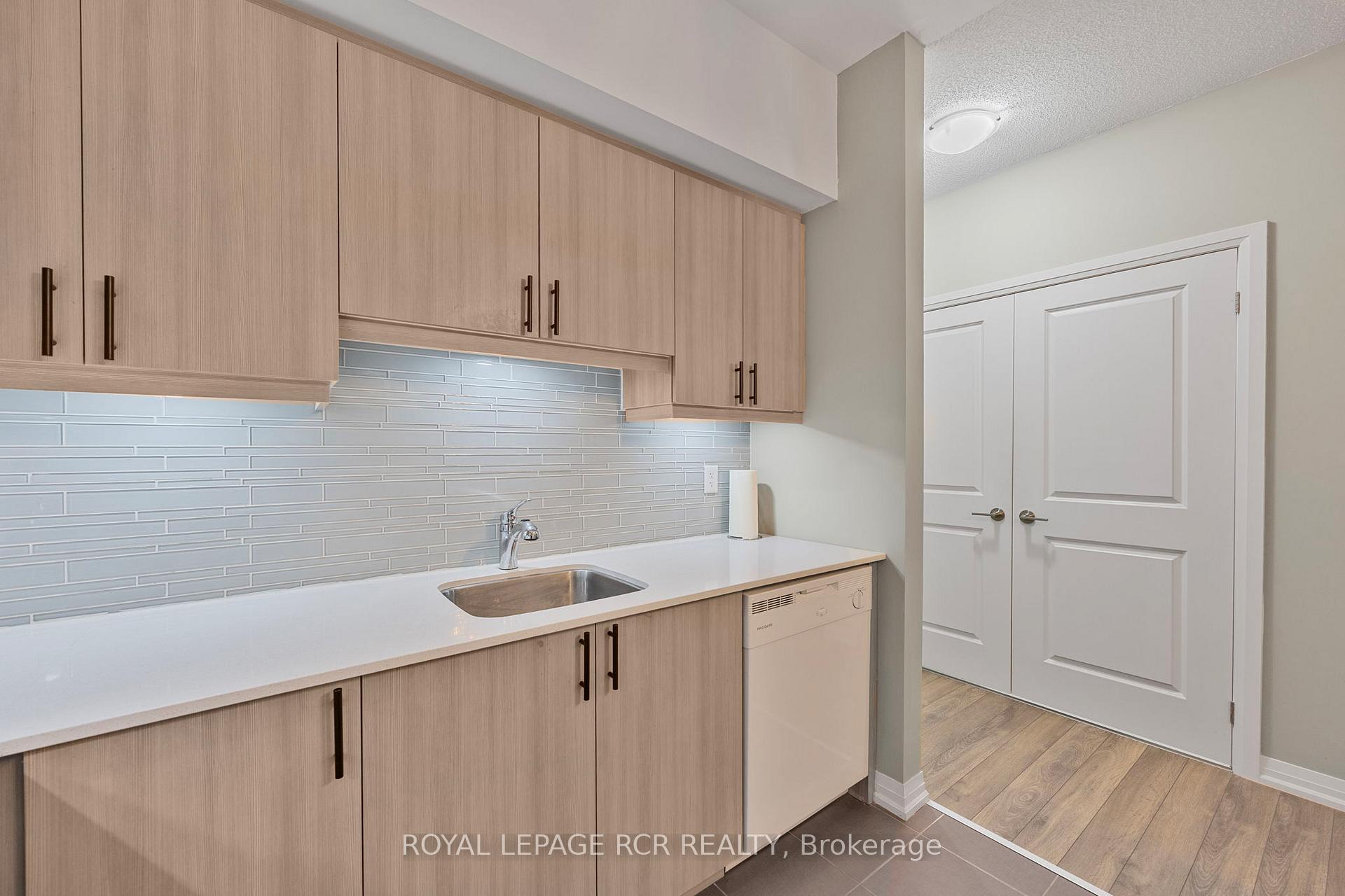 Photo 13 of Unit 203, 304 Essa Road, Barrie, 400 West — HOMEH