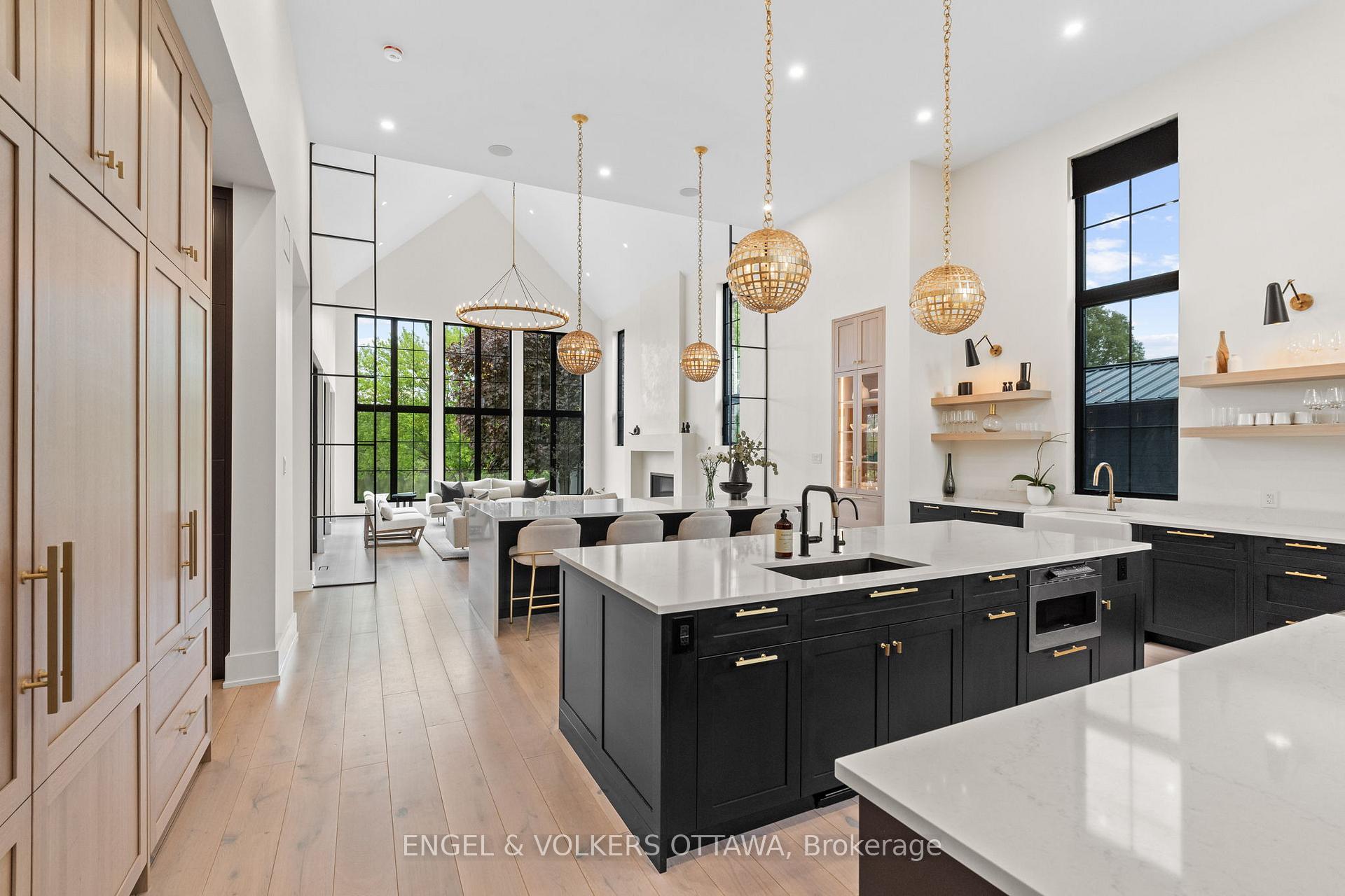 Photo 10 of 39 Winding Way, Ottawa, Barrhaven East — HOMEH