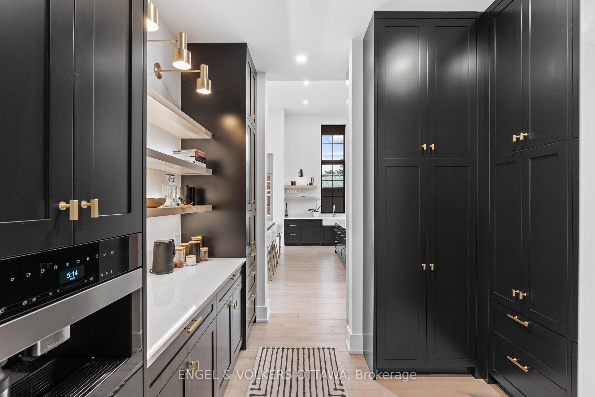 Photo 12 of 39 Winding Way, Ottawa, Barrhaven East — HOMEH