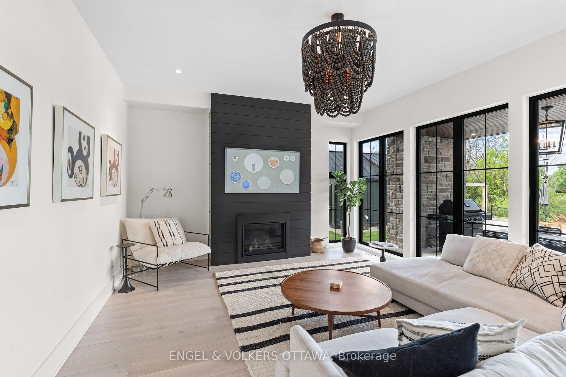 Photo 18 of 39 Winding Way, Ottawa, Barrhaven East — HOMEH