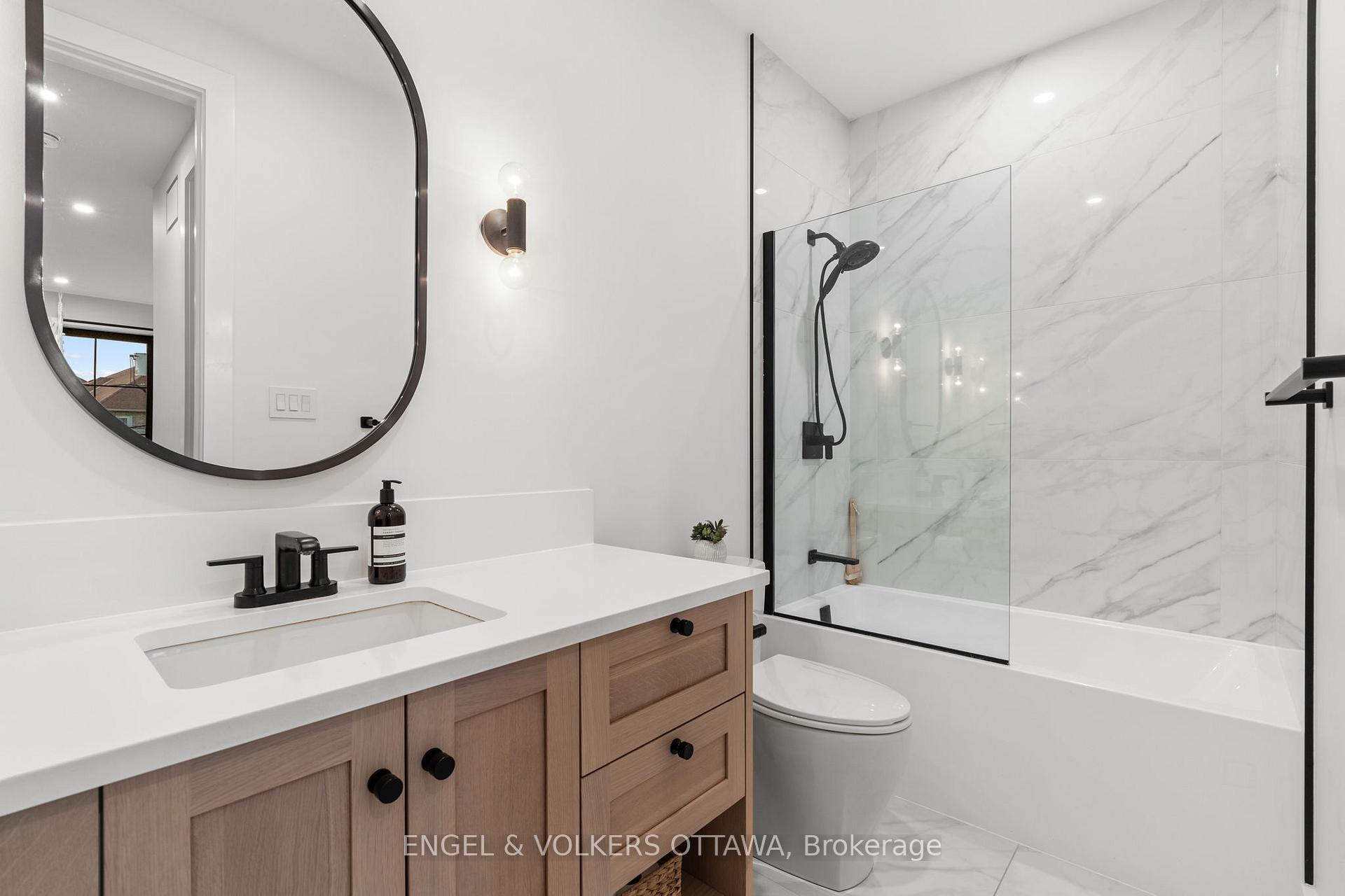Photo 28 of 39 Winding Way, Ottawa, Barrhaven East — HOMEH
