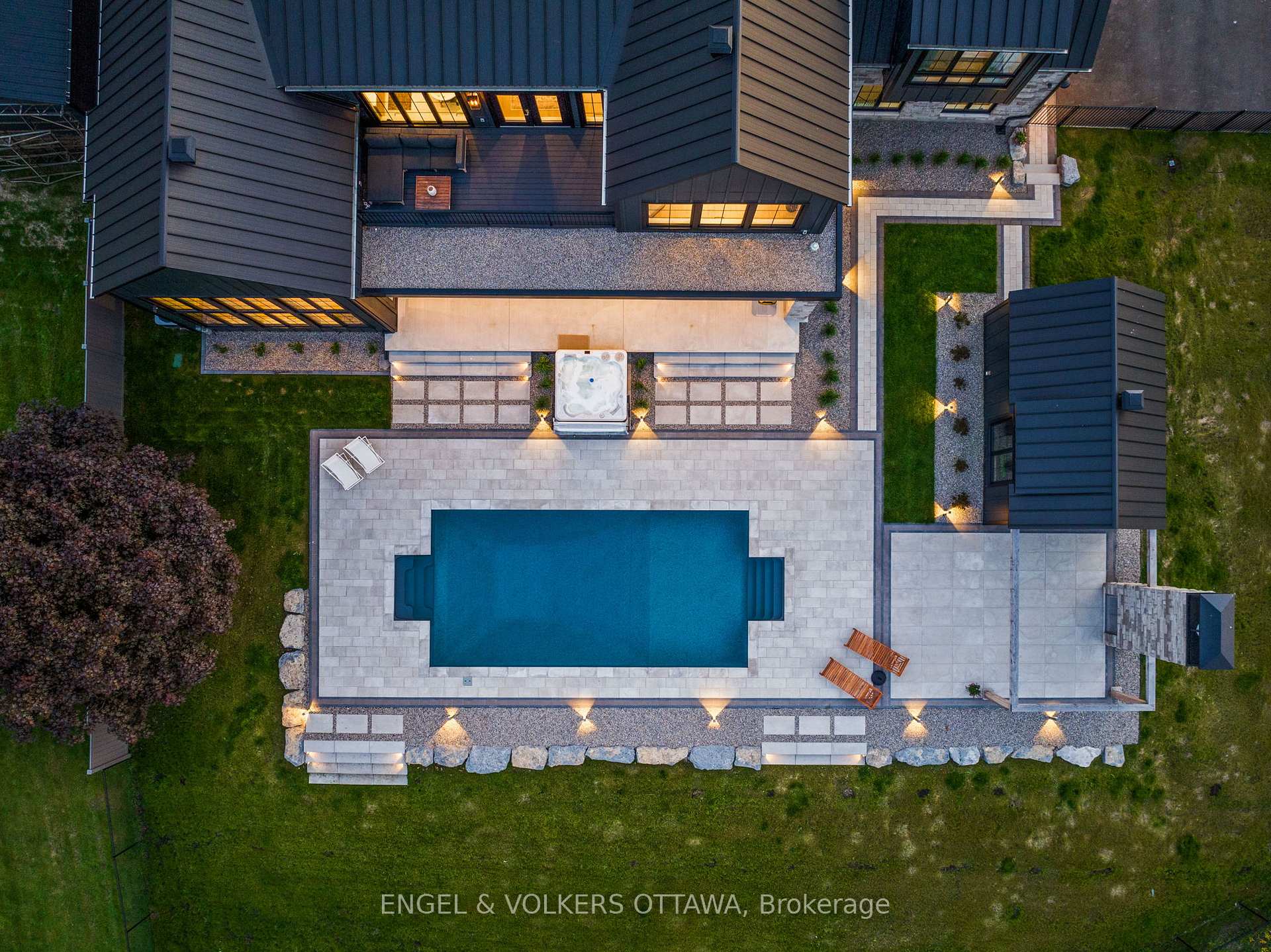 Photo 46 of 39 Winding Way, Ottawa, Barrhaven East — HOMEH