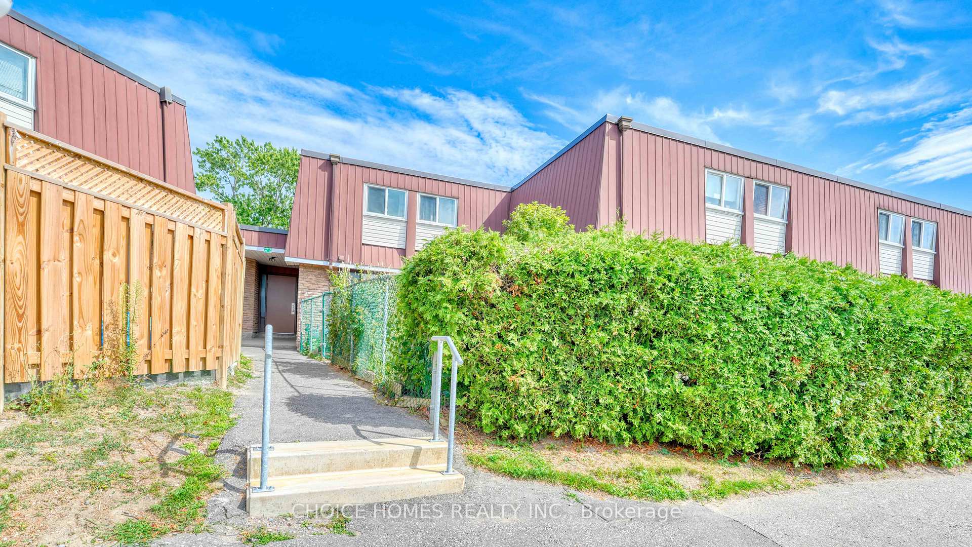 Photo 4 of Unit 75, 1333 Mary Street N, Oshawa, Centennial — HOMEH