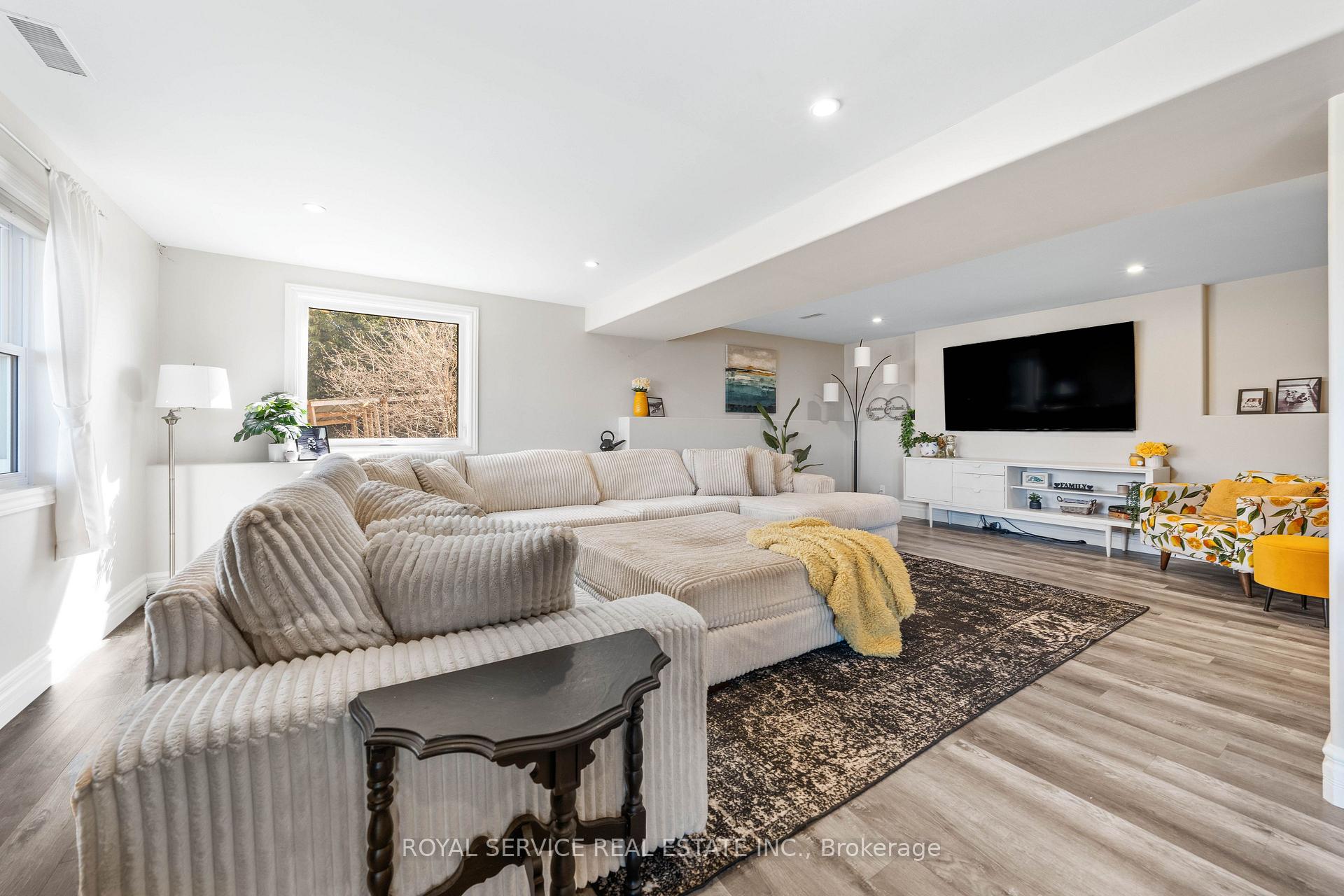 Photo 10 of 344 Richmond Street, Brighton, Rural Brighton — HOMEH