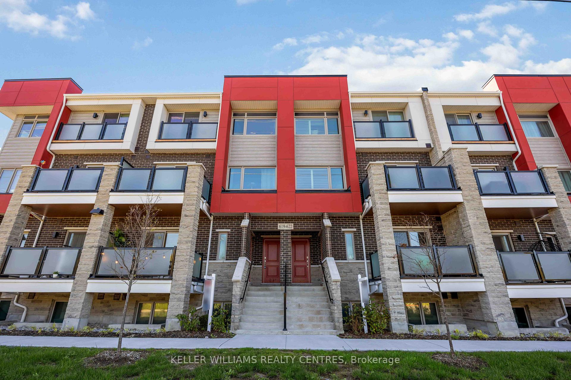 Photo 1 of Unit 621, 1034 Reflection Place, Pickering, Rural Pickering — HOMEH