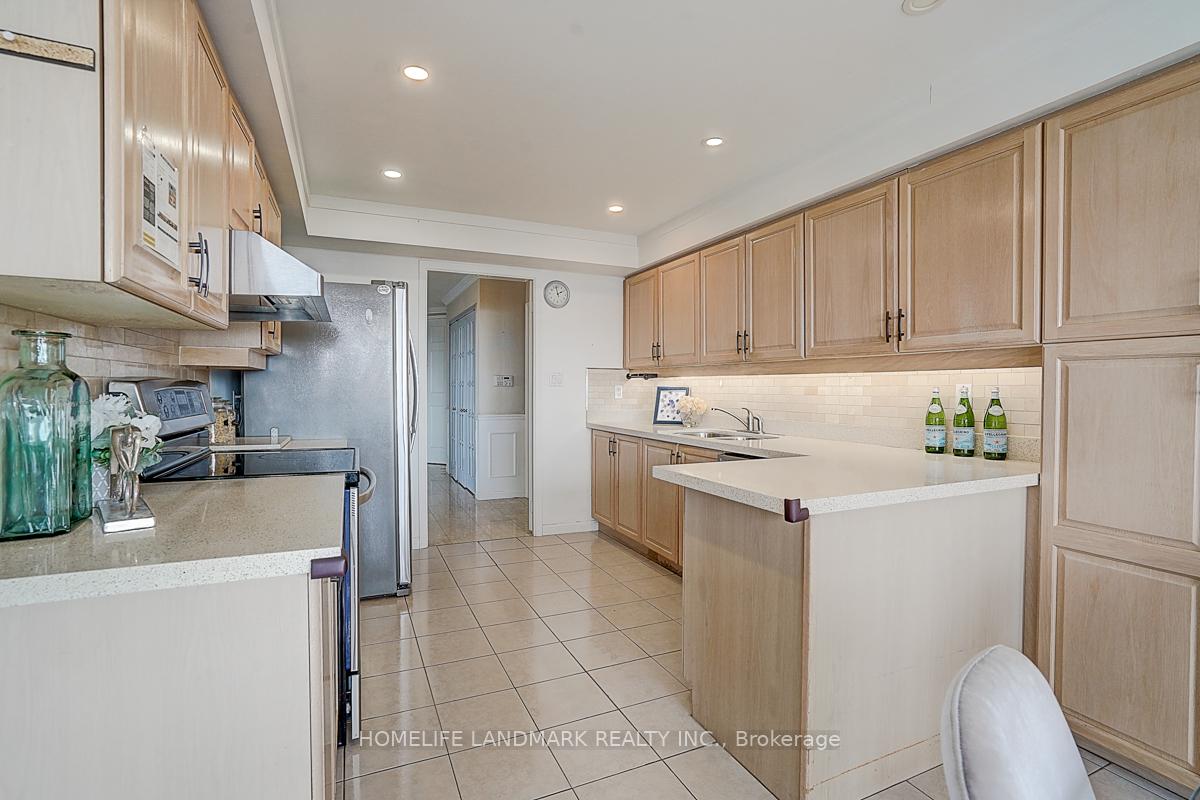 Photo 14 of Unit 514, 610 Bullock Drive, Markham, Markville — HOMEH