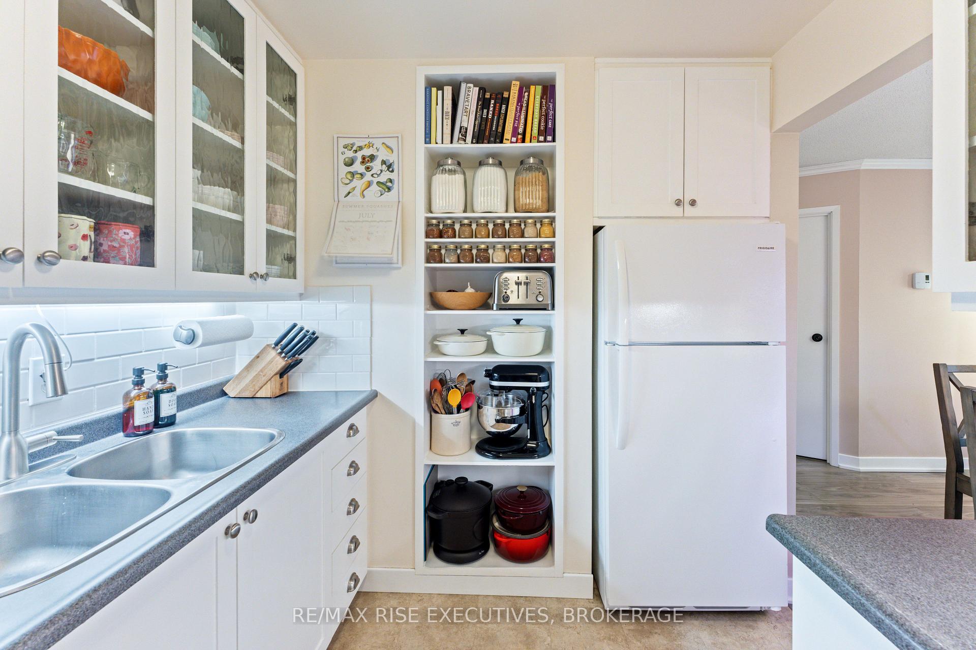 Photo 30 of Unit 406, 566 Armstrong Road, Kingston, East Gardiners Rd — HOMEH