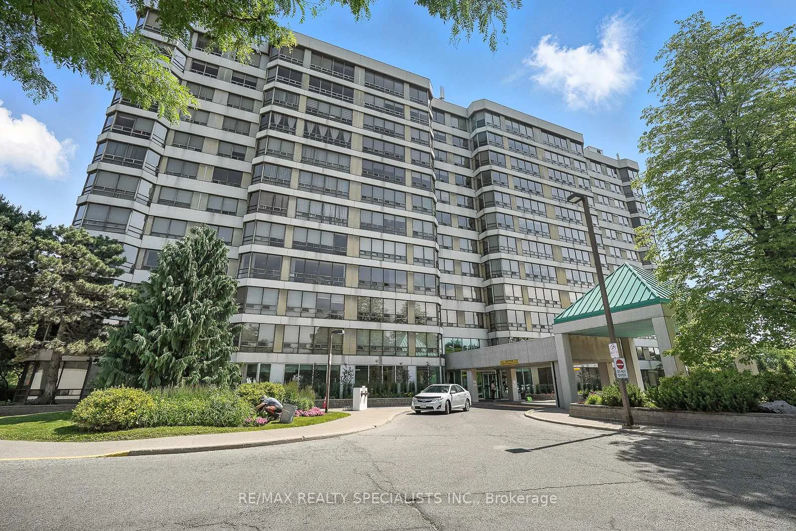 Photo 1 of Unit 1203, 310 Mill Street, Brampton, Brampton South — HOMEH