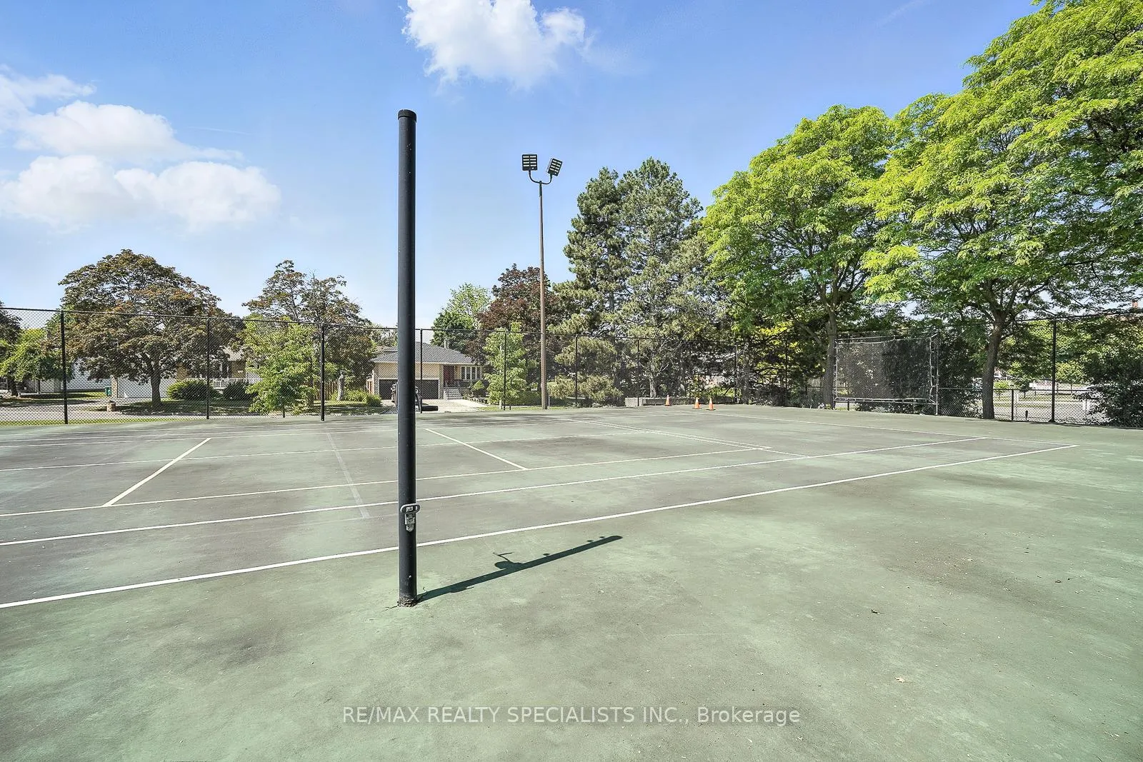 Photo 6 of Unit 1203, 310 Mill Street, Brampton, Brampton South — HOMEH