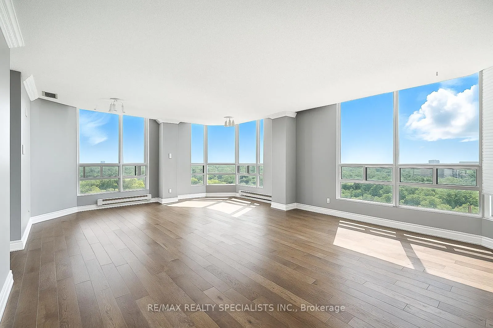 Photo 11 of Unit 1203, 310 Mill Street, Brampton, Brampton South — HOMEH