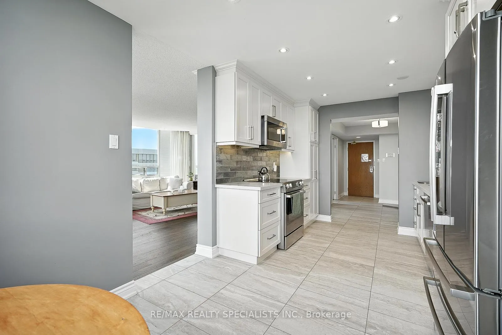 Photo 30 of Unit 1203, 310 Mill Street, Brampton, Brampton South — HOMEH