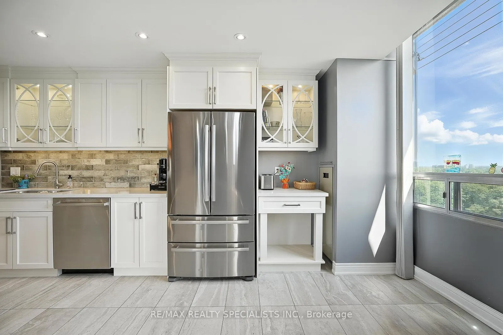 Photo 32 of Unit 1203, 310 Mill Street, Brampton, Brampton South — HOMEH