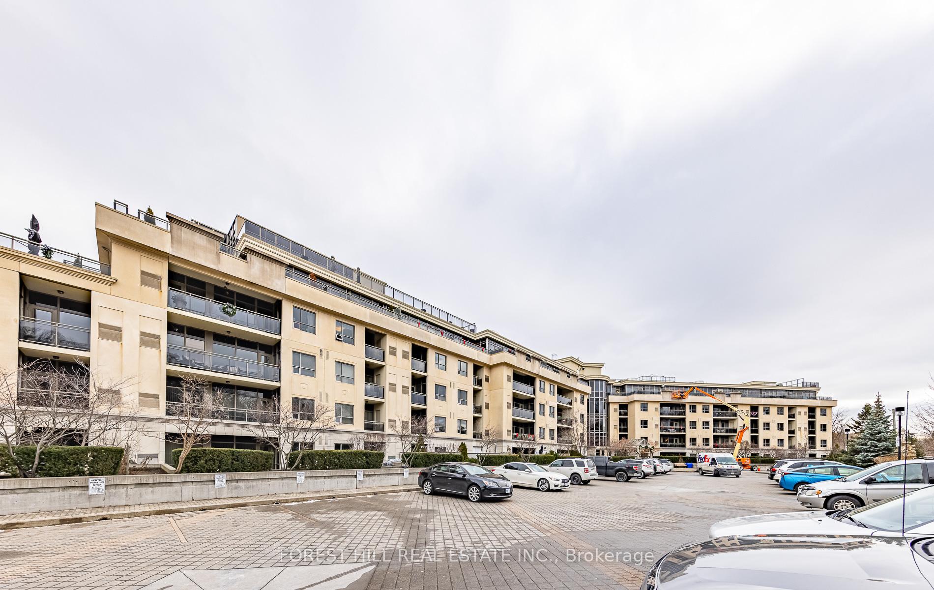Photo 1 of Unit 113, 8201 Islington Avenue, Vaughan, Islington Woods — HOMEH