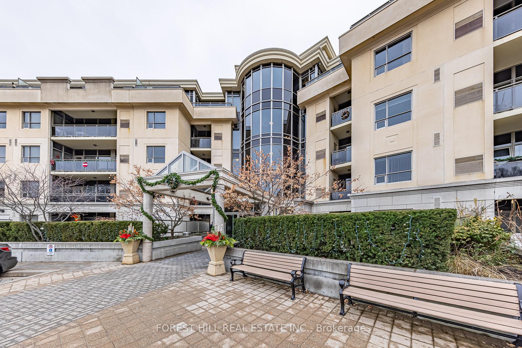 Photo 3 of Unit 113, 8201 Islington Avenue, Vaughan, Islington Woods — HOMEH