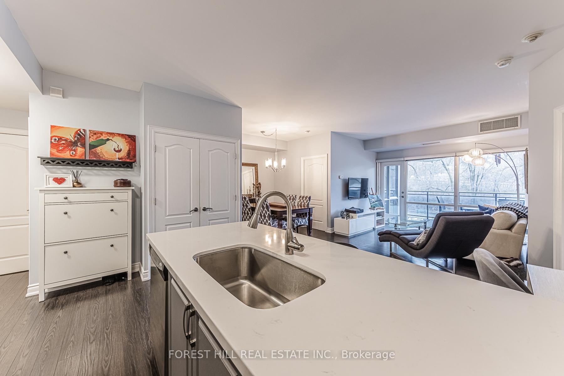 Photo 14 of Unit 113, 8201 Islington Avenue, Vaughan, Islington Woods — HOMEH