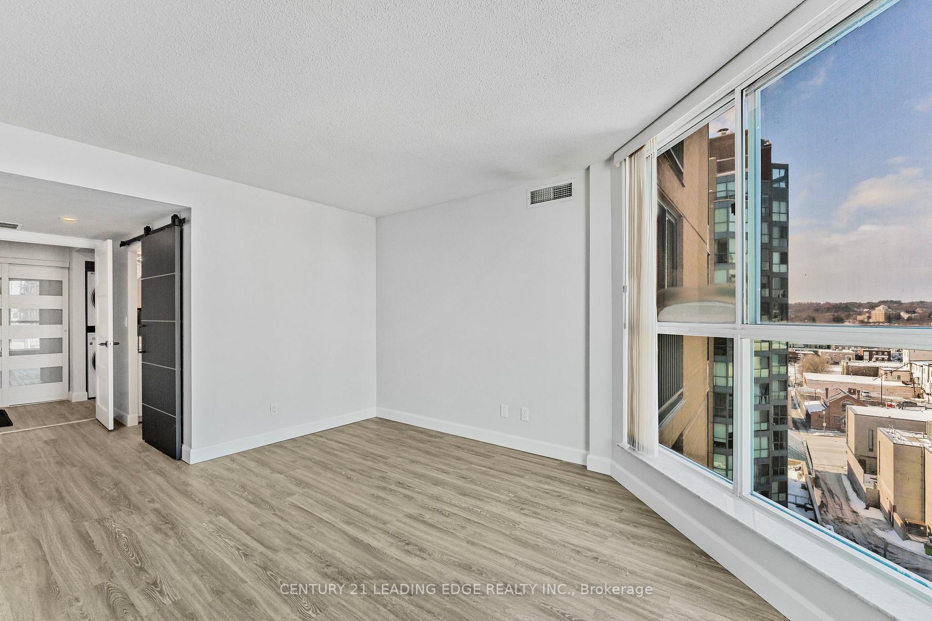 Photo 10 of Unit 1102, 150 Dunlop Street E, Barrie, City Centre — HOMEH