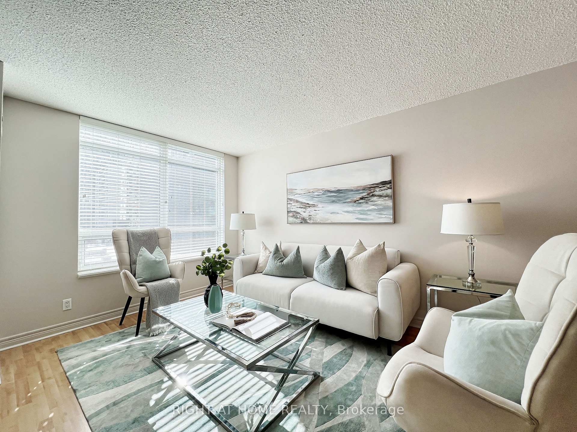 Photo 11 of Unit 502, 212 Eglinton Avenue E, Toronto, Mount Pleasant West — HOMEH