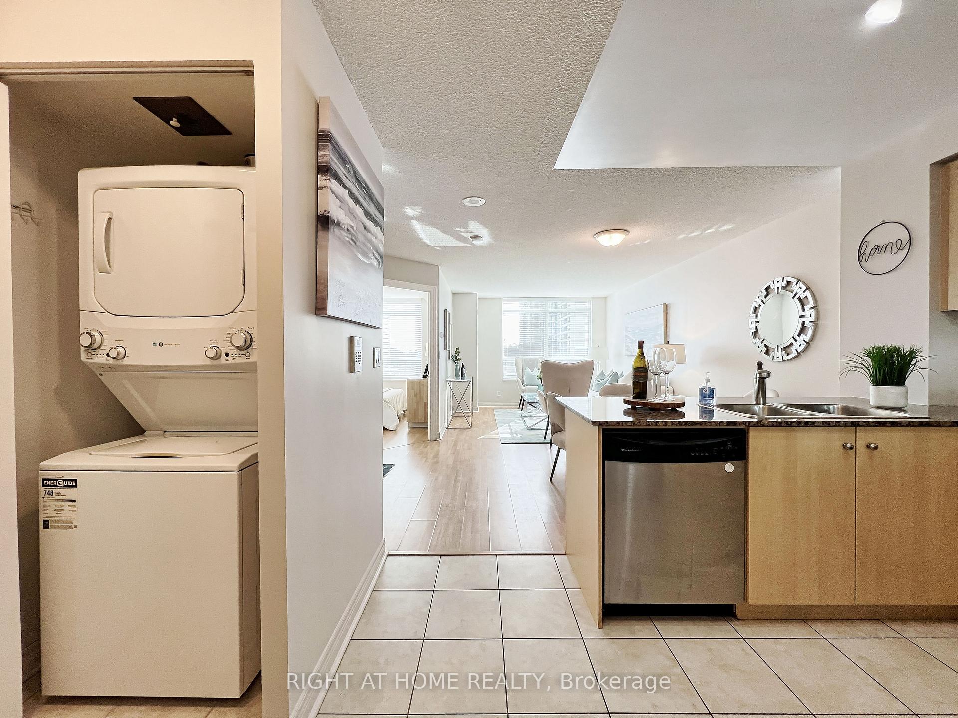 Photo 28 of Unit 502, 212 Eglinton Avenue E, Toronto, Mount Pleasant West — HOMEH