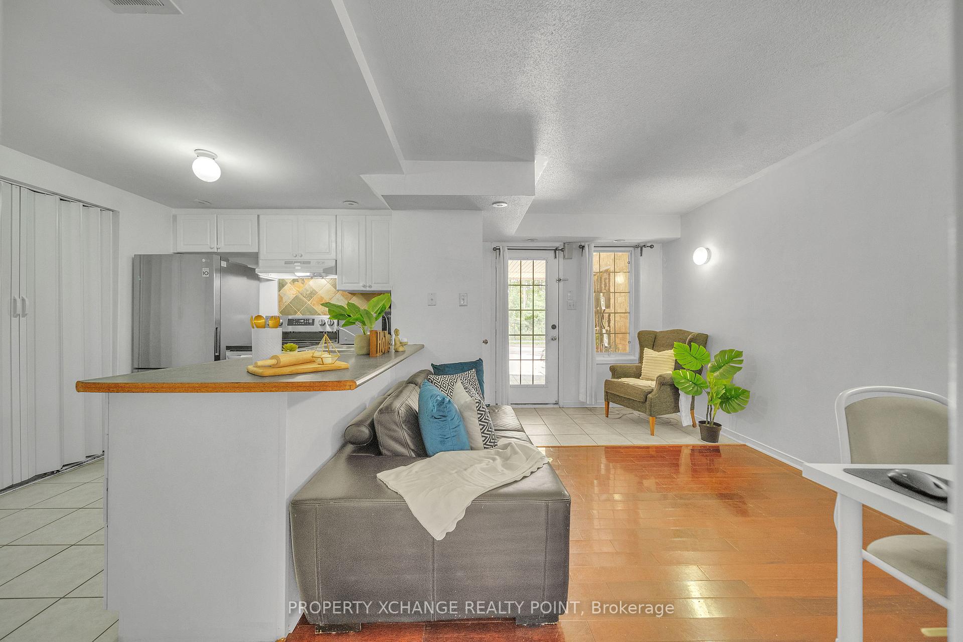 Photo 11 of Unit 38, 42 Pinery Trail, Scarborough, Malvern — HOMEH