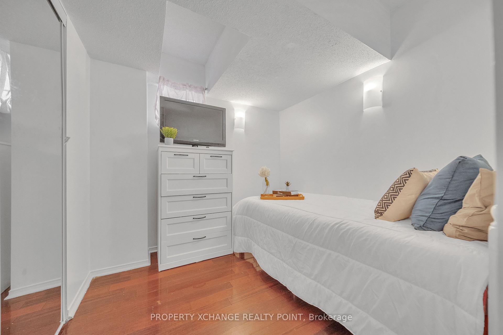 Photo 24 of Unit 38, 42 Pinery Trail, Scarborough, Malvern — HOMEH