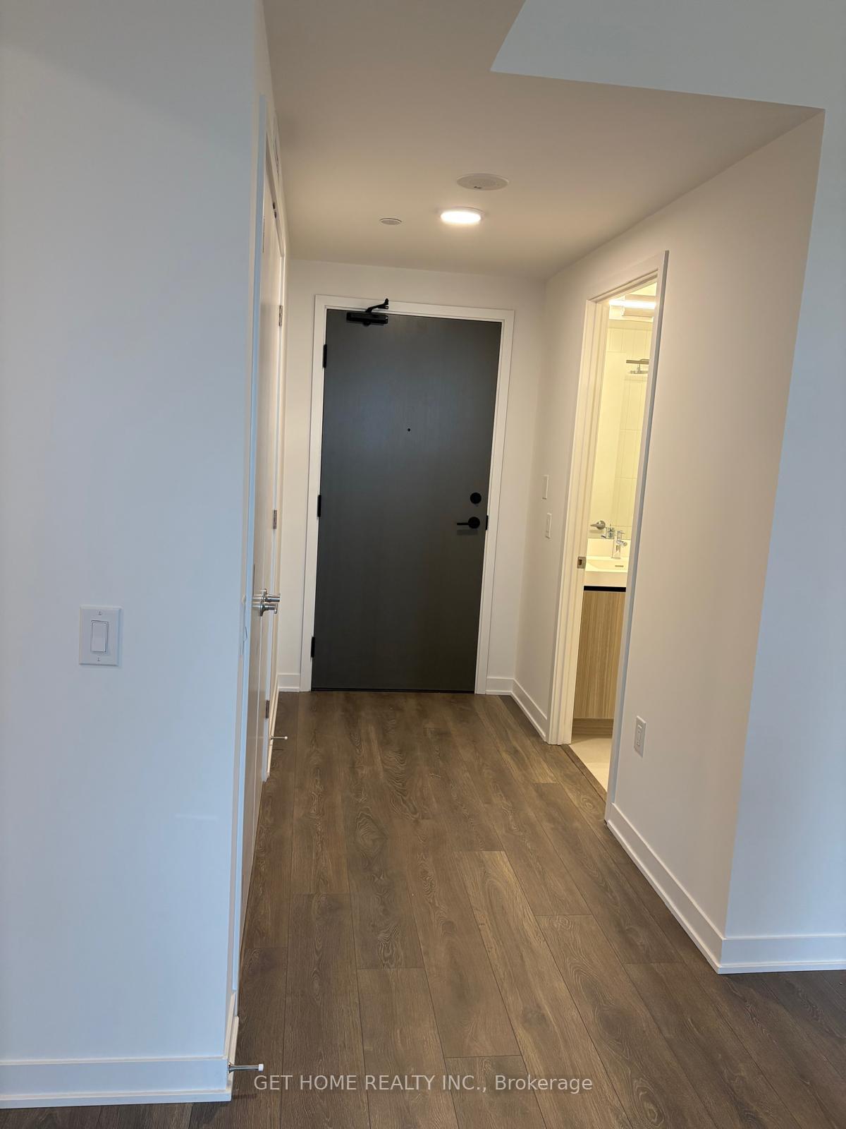 Photo 4 of Unit 719, 20 All Nations Drive W, Brampton, Northwest Brampton — HOMEH