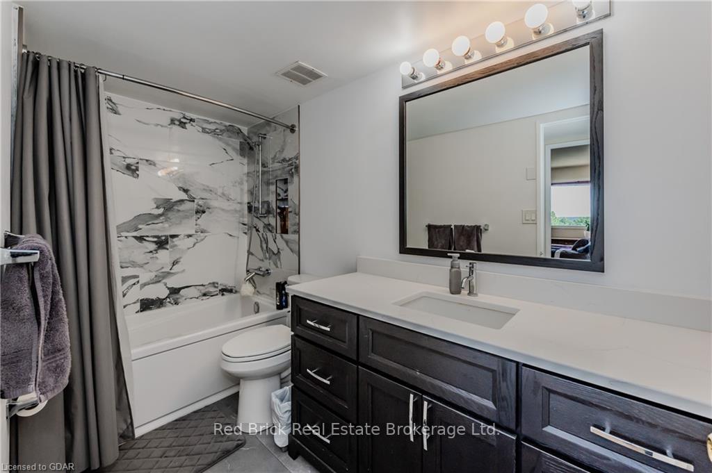 Photo 14 of Unit 706, 260 Sheldon Avenue N, Kitchener — HOMEH