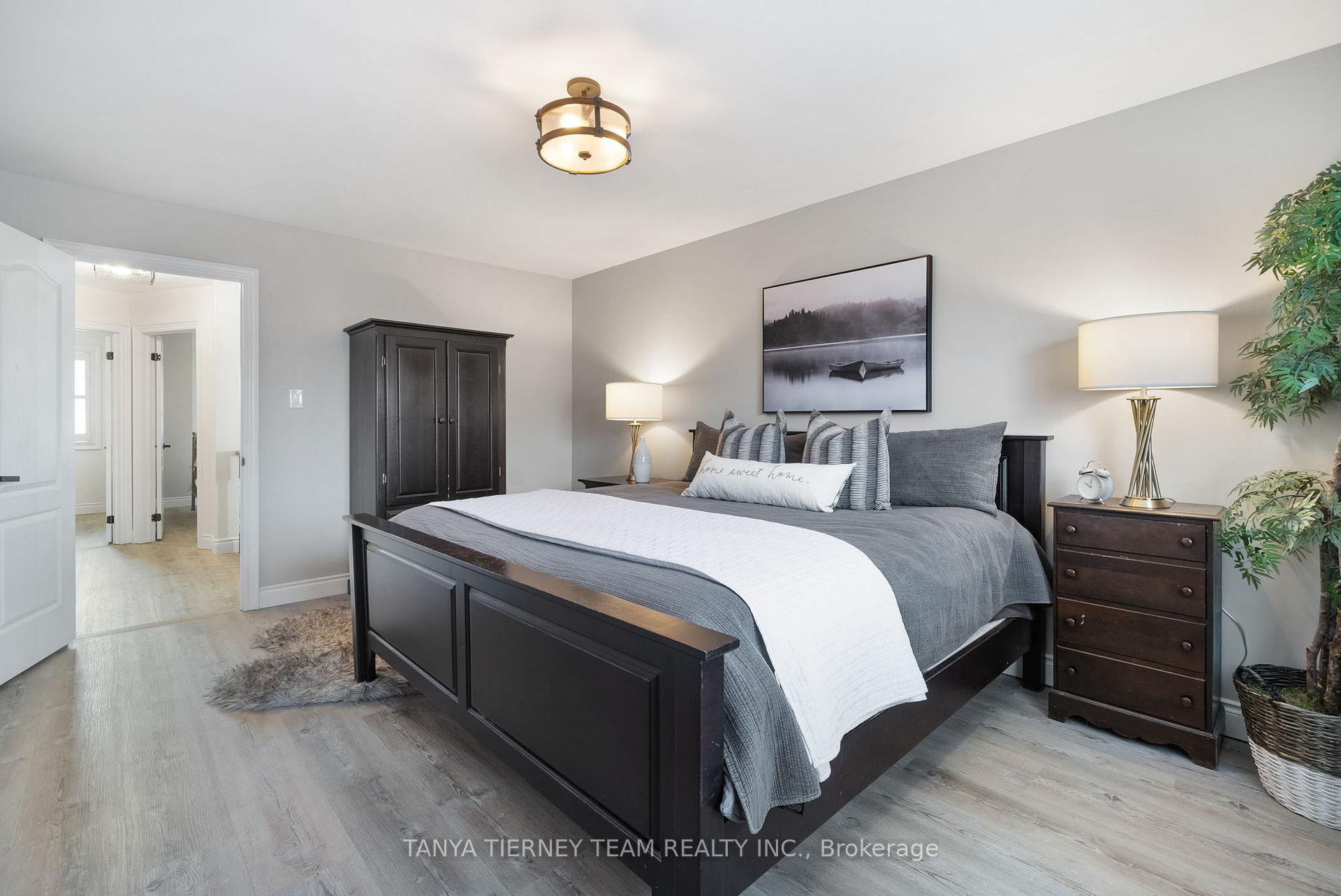 Photo 17 of 3 Croxall Boulevard, Whitby, Brooklin — HOMEH