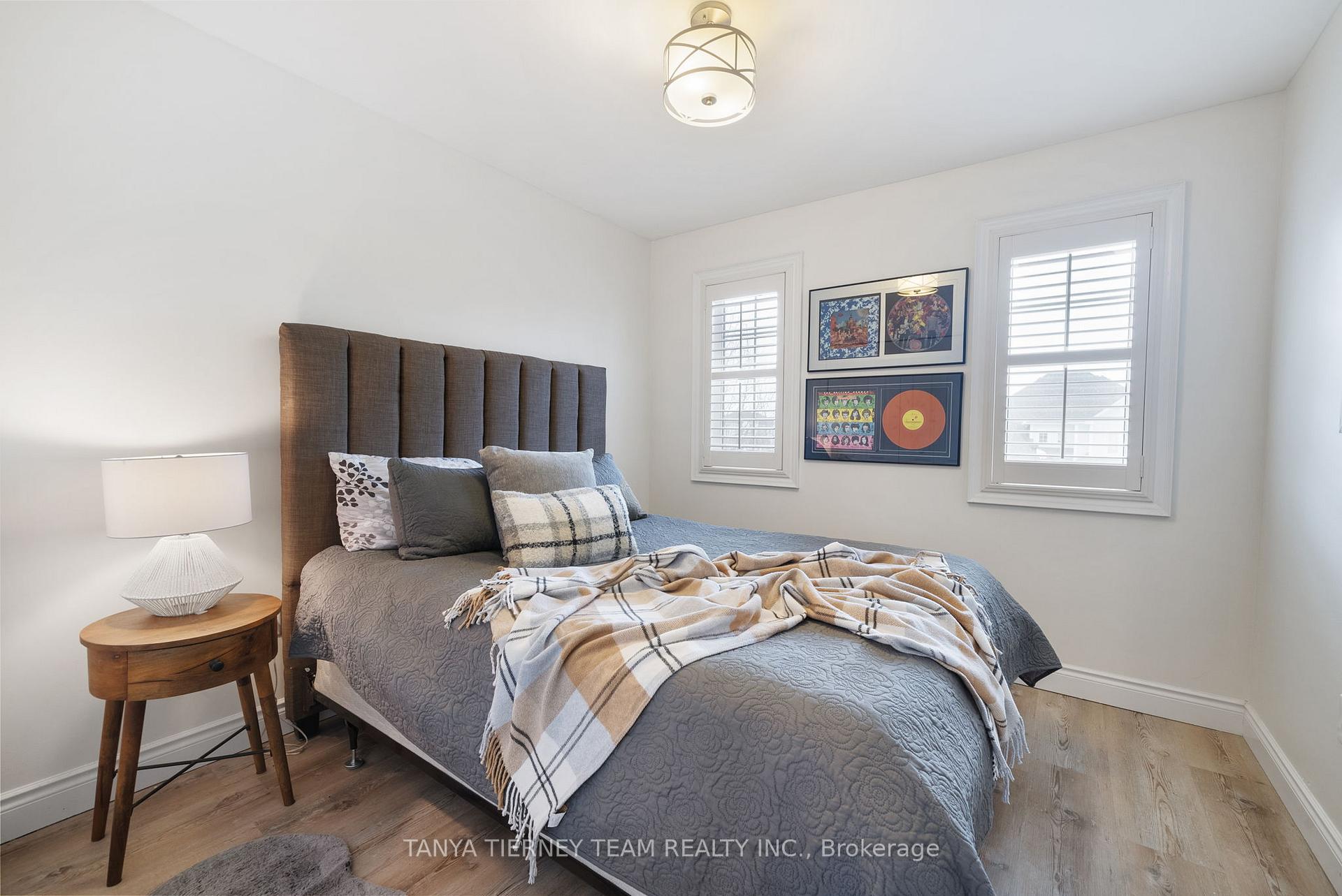 Photo 21 of 3 Croxall Boulevard, Whitby, Brooklin — HOMEH