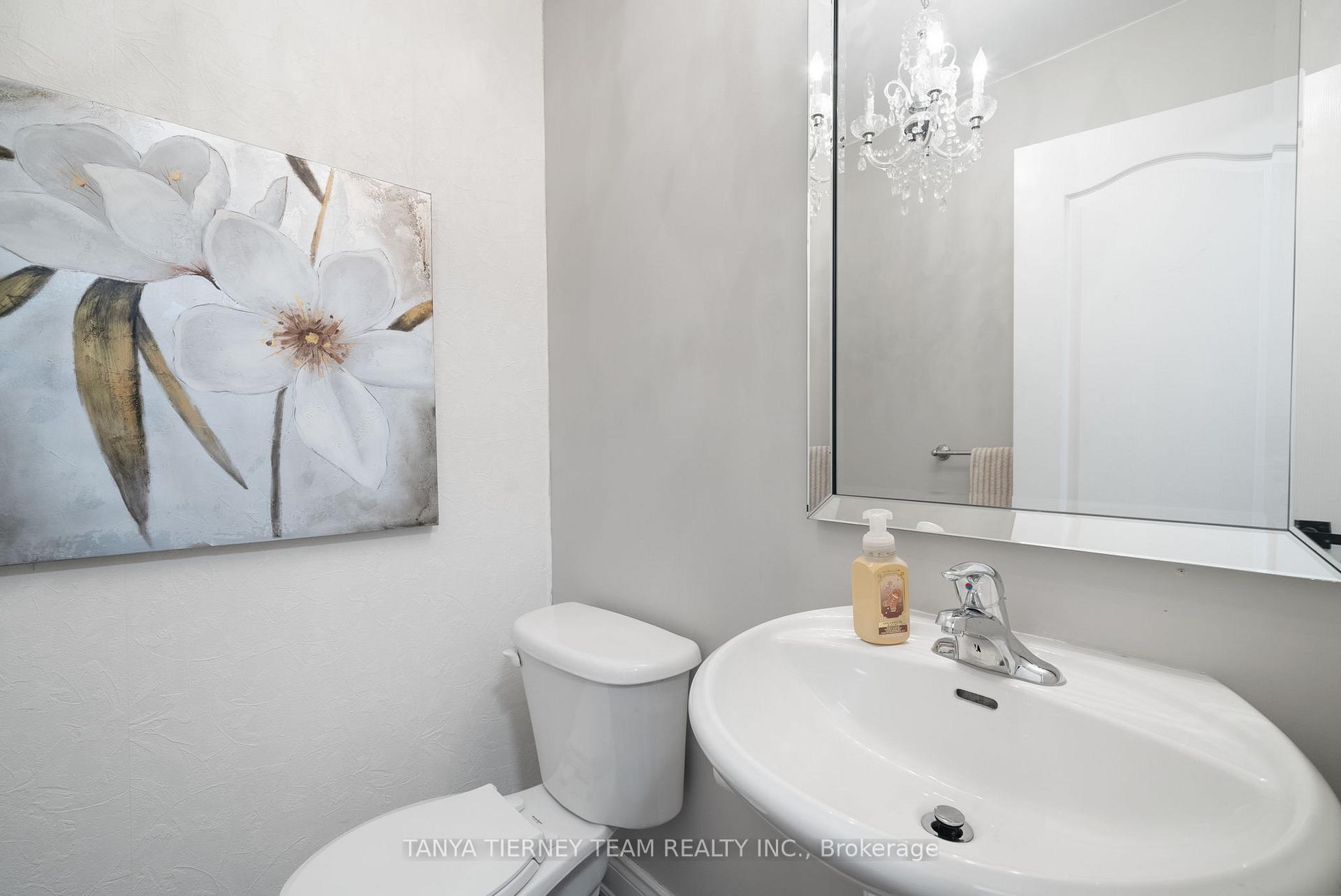 Photo 25 of 3 Croxall Boulevard, Whitby, Brooklin — HOMEH