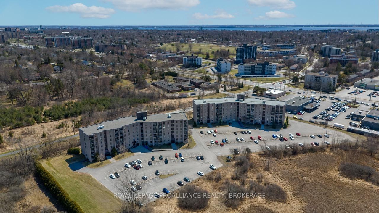 Photo 5 of Unit 412, 334 Queen Mary Road, Kingston, West of Sir John A. Blvd — HOMEH