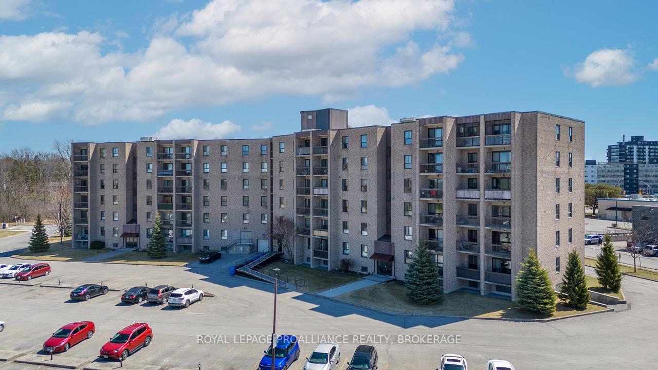 Photo 6 of Unit 412, 334 Queen Mary Road, Kingston, West of Sir John A. Blvd — HOMEH
