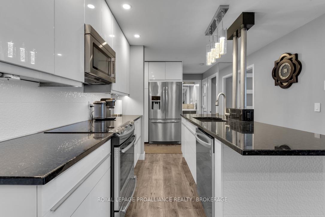 Photo 16 of Unit 412, 334 Queen Mary Road, Kingston, West of Sir John A. Blvd — HOMEH