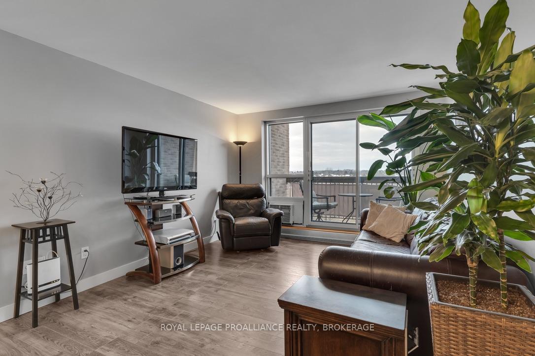 Photo 23 of Unit 412, 334 Queen Mary Road, Kingston, West of Sir John A. Blvd — HOMEH