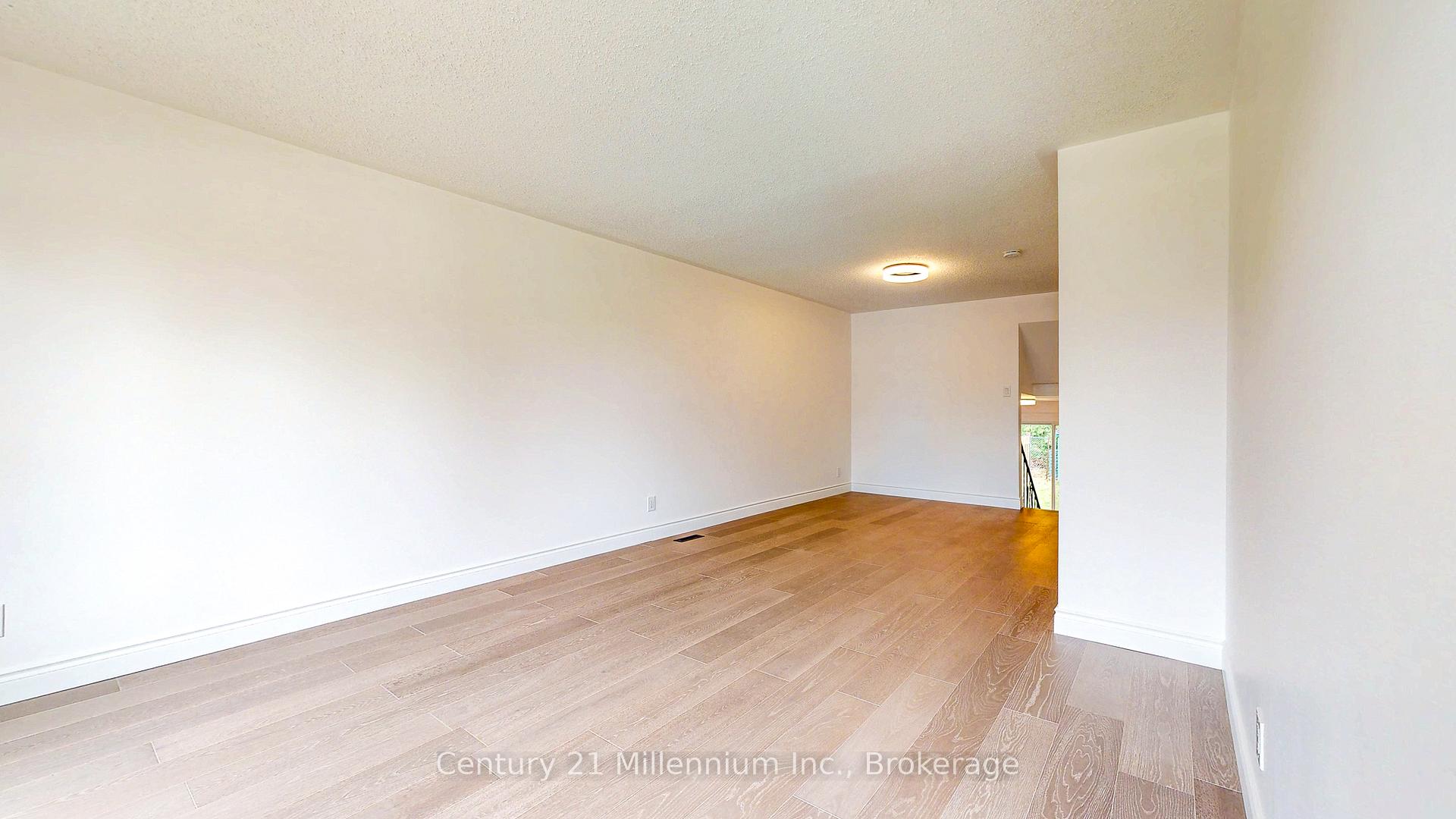 Photo 6 of 558 Spruce Street, Collingwood — HOMEH