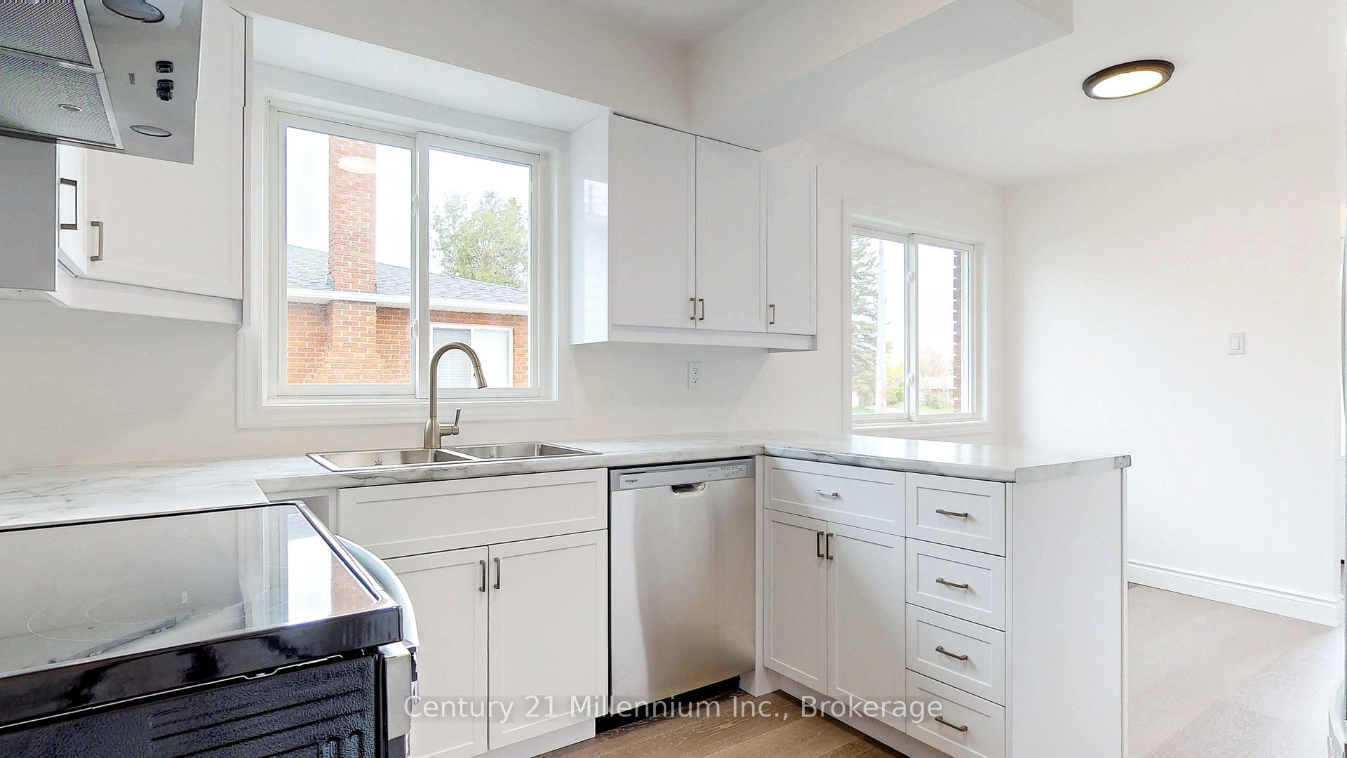 Photo 7 of 558 Spruce Street, Collingwood — HOMEH