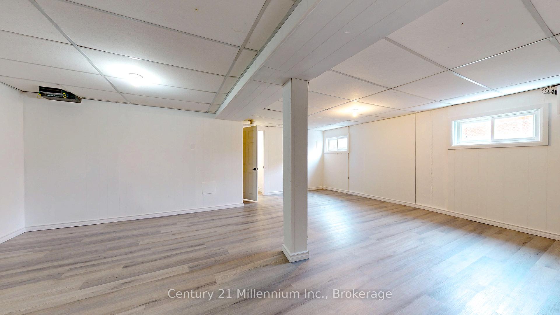 Photo 22 of 558 Spruce Street, Collingwood — HOMEH