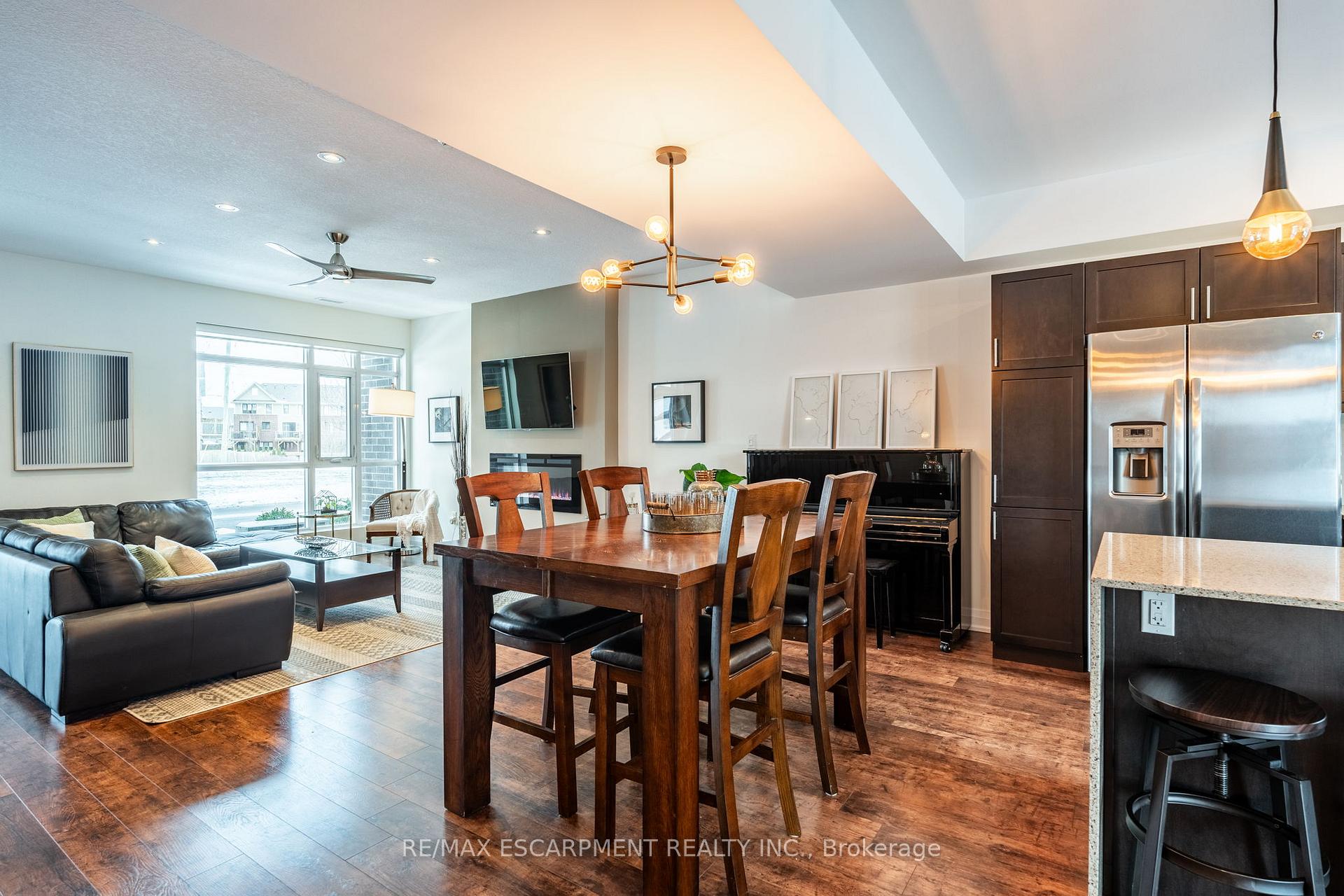 Photo 10 of 4 Concord Place, Grimsby, Grimsby Beach — HOMEH