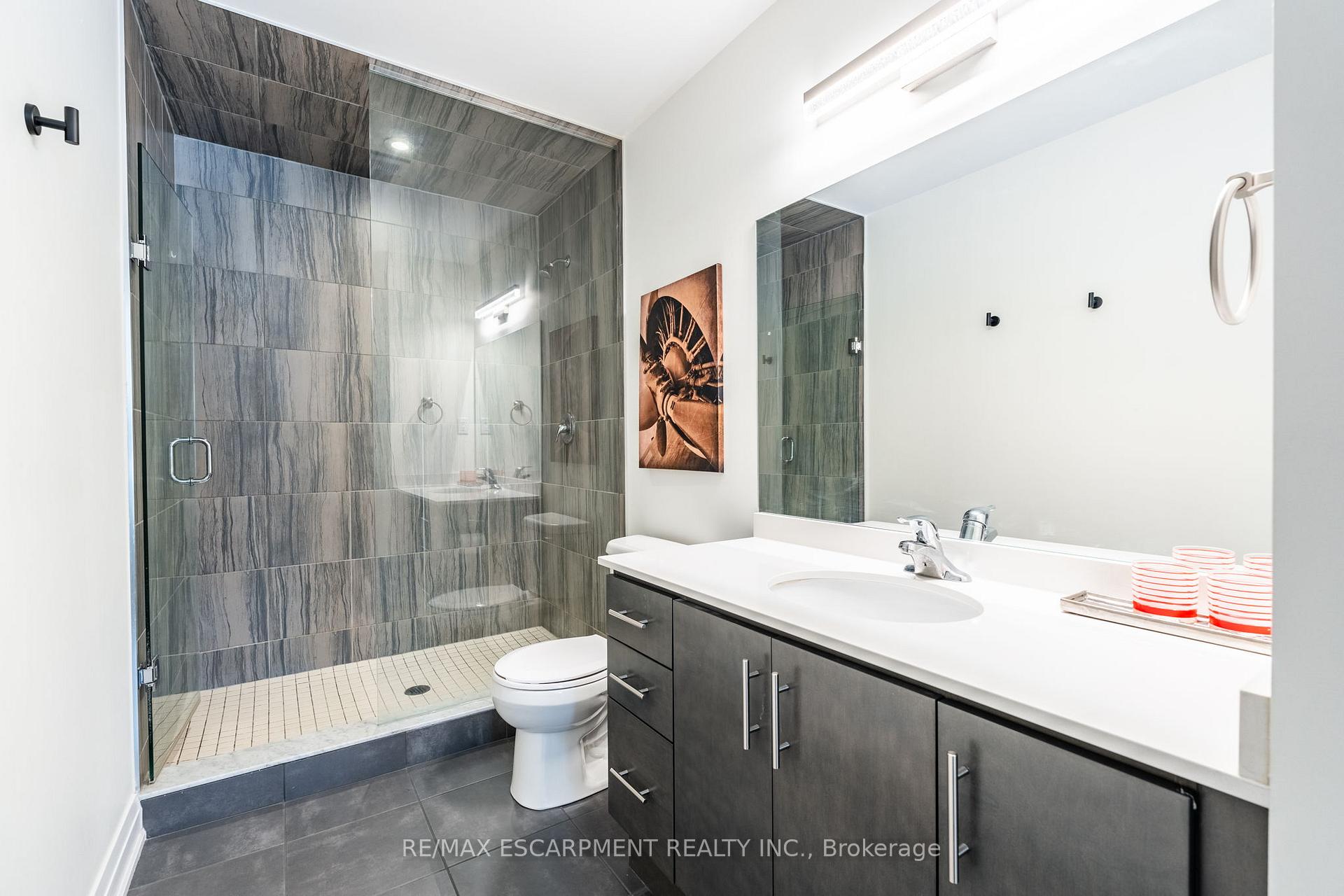 Photo 26 of 4 Concord Place, Grimsby, Grimsby Beach — HOMEH