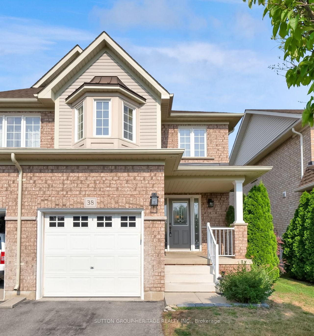 Photo 2 of Unit 38, 460 Woodmount Drive, Oshawa, Samac — HOMEH