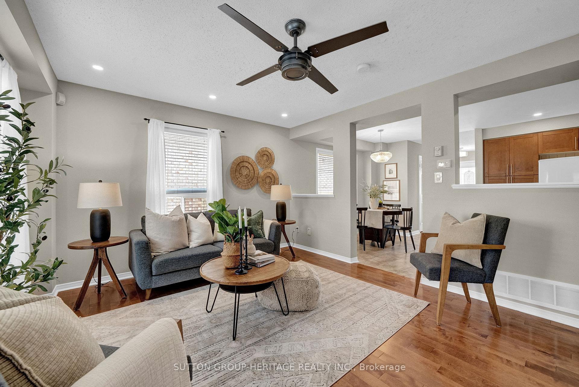 Photo 10 of Unit 38, 460 Woodmount Drive, Oshawa, Samac — HOMEH