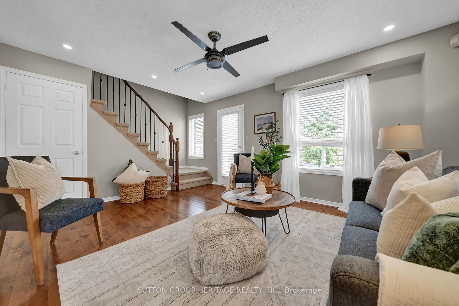 Photo 12 of Unit 38, 460 Woodmount Drive, Oshawa, Samac — HOMEH