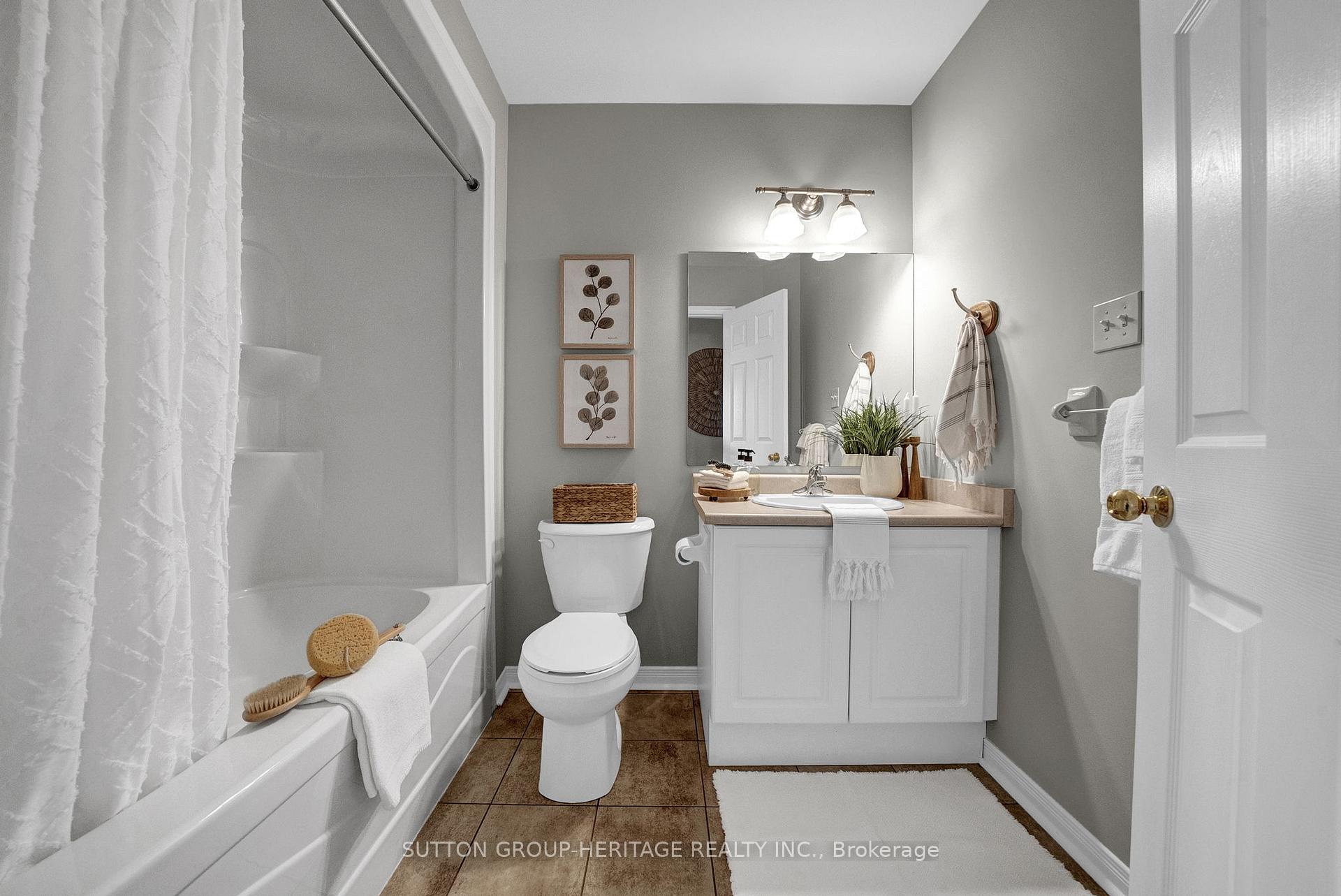 Photo 17 of Unit 38, 460 Woodmount Drive, Oshawa, Samac — HOMEH