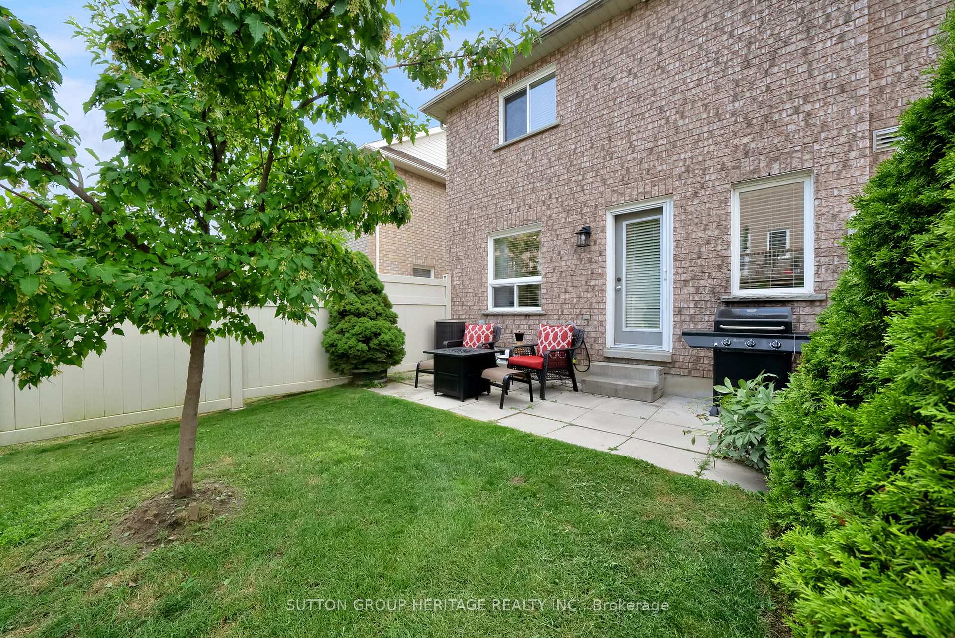Photo 20 of Unit 38, 460 Woodmount Drive, Oshawa, Samac — HOMEH