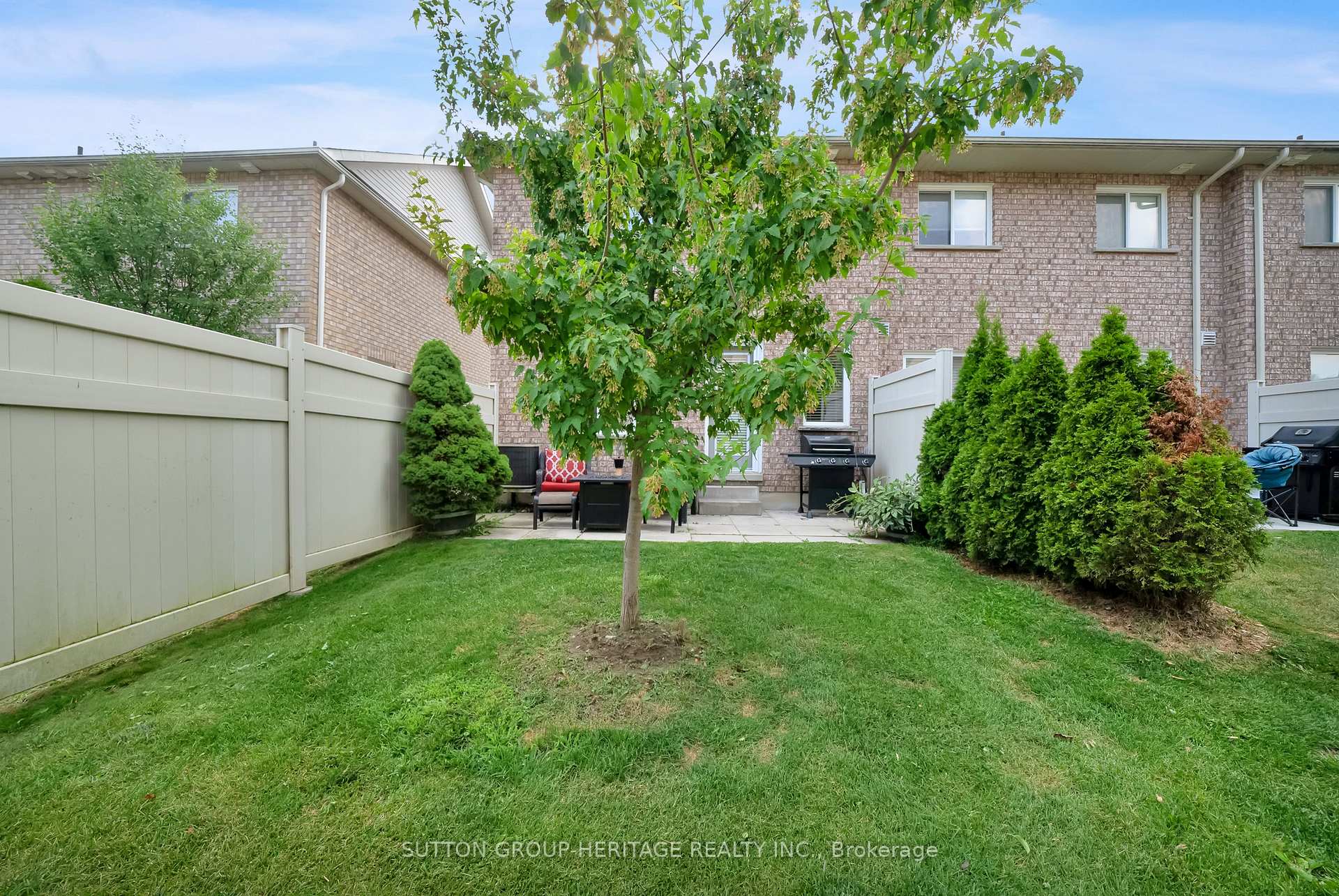 Photo 21 of Unit 38, 460 Woodmount Drive, Oshawa, Samac — HOMEH