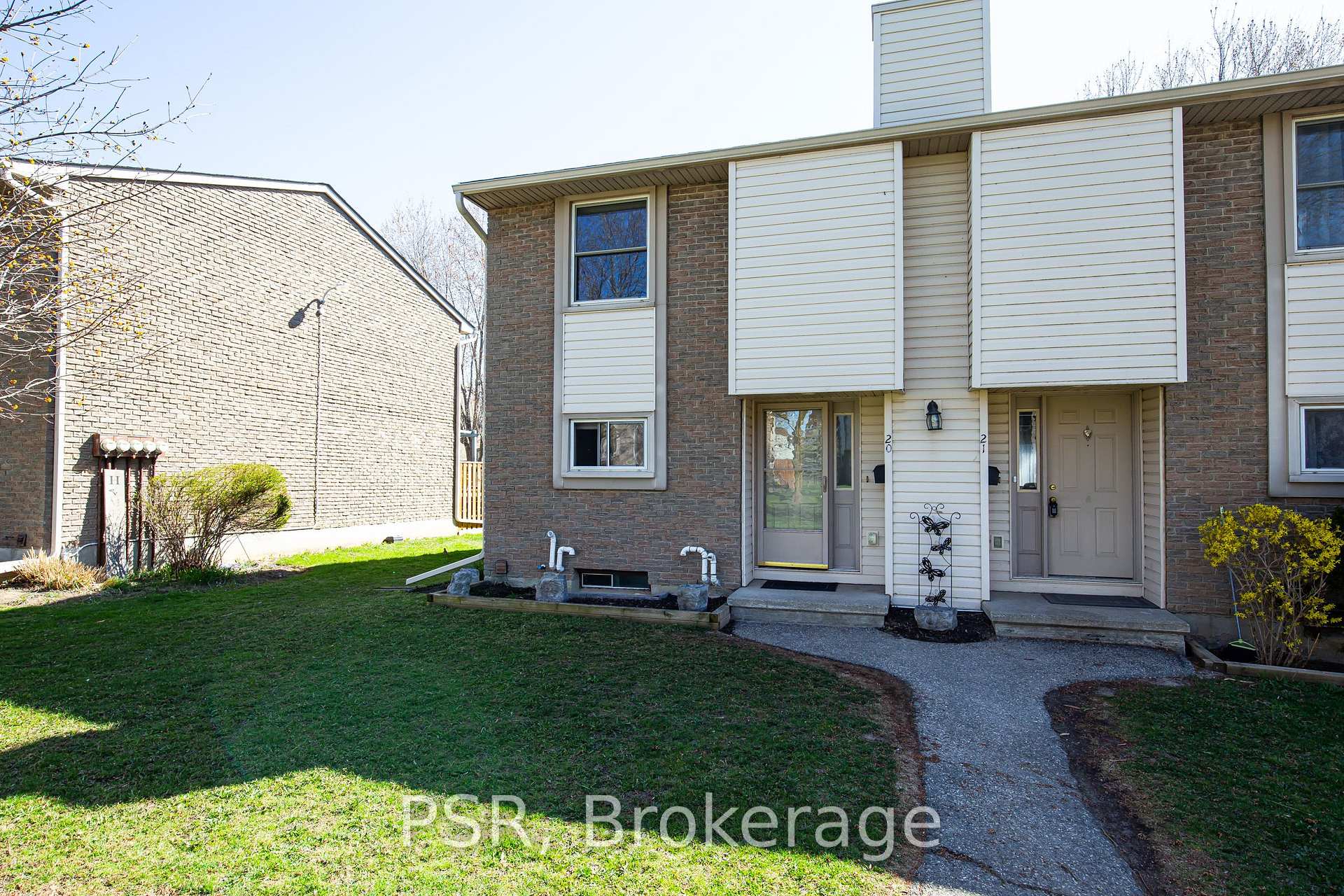 Front of Unit 20, 11 Grand River Boulevard