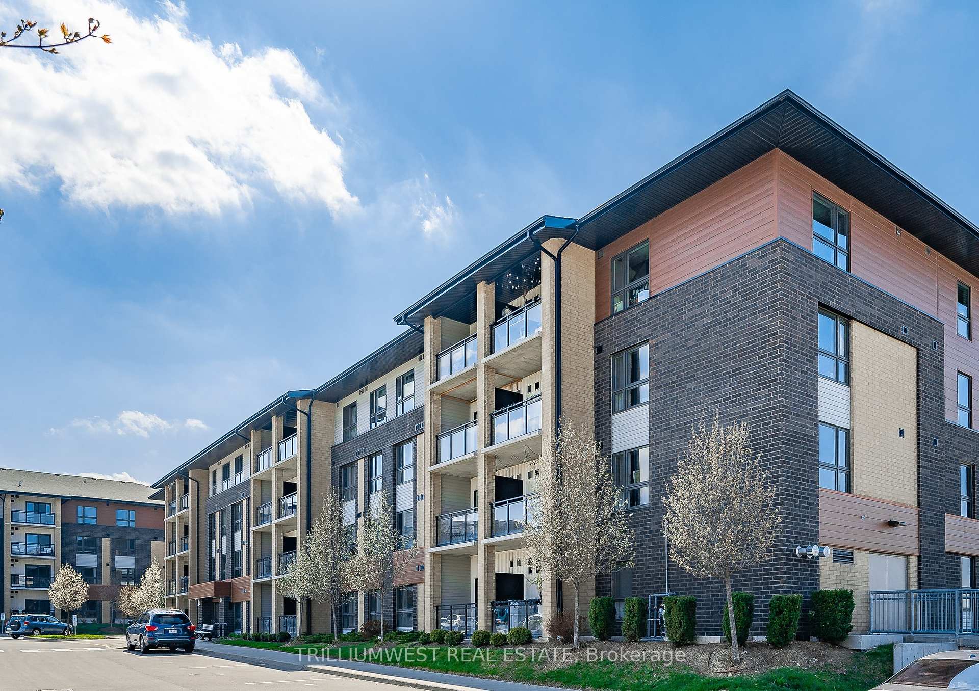 Photo 1 of Unit 411, 17 Kay Crescent, Guelph, Pineridge/Westminster Woods — HOMEH