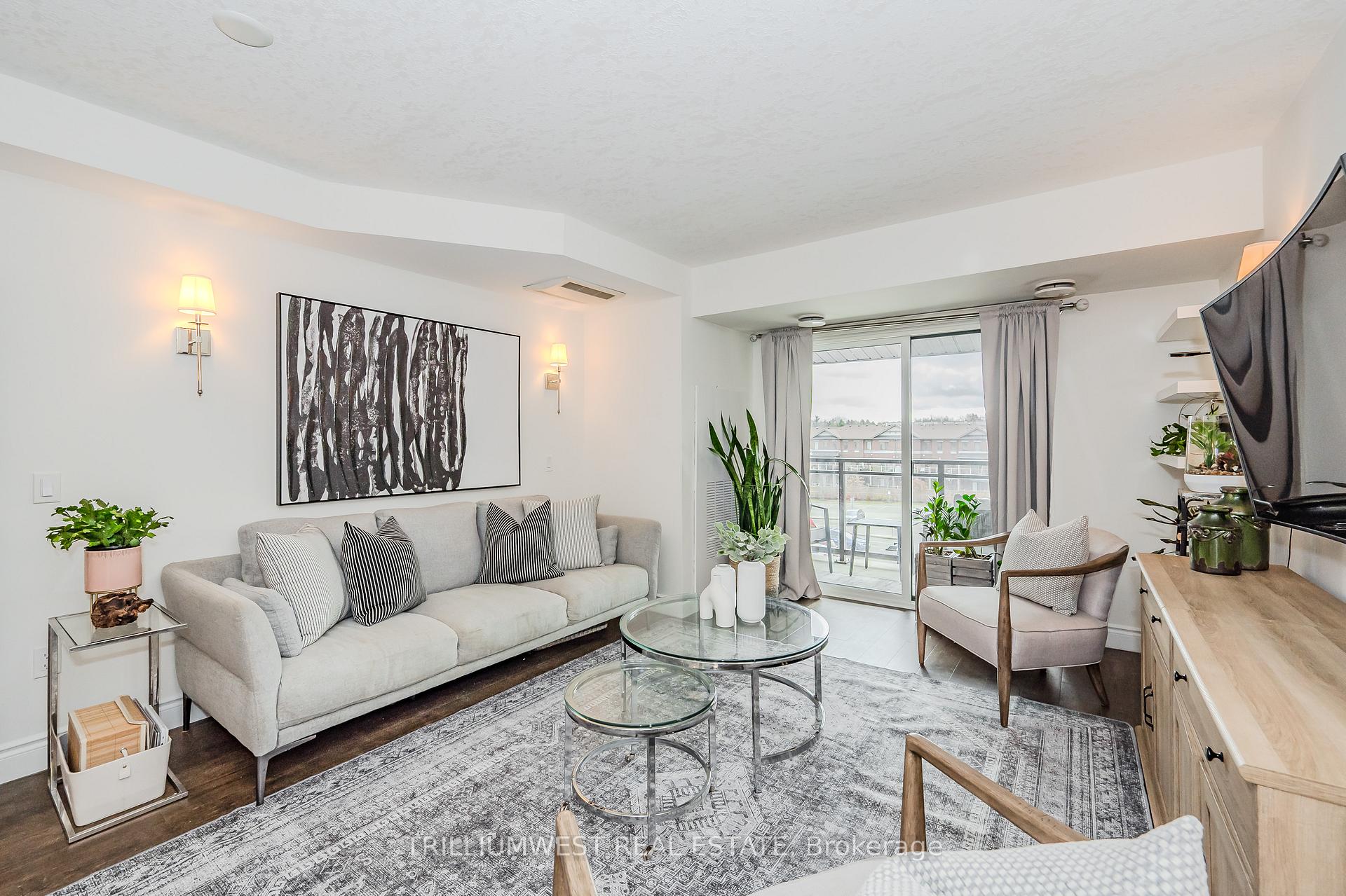 Photo 8 of Unit 411, 17 Kay Crescent, Guelph, Pineridge/Westminster Woods — HOMEH
