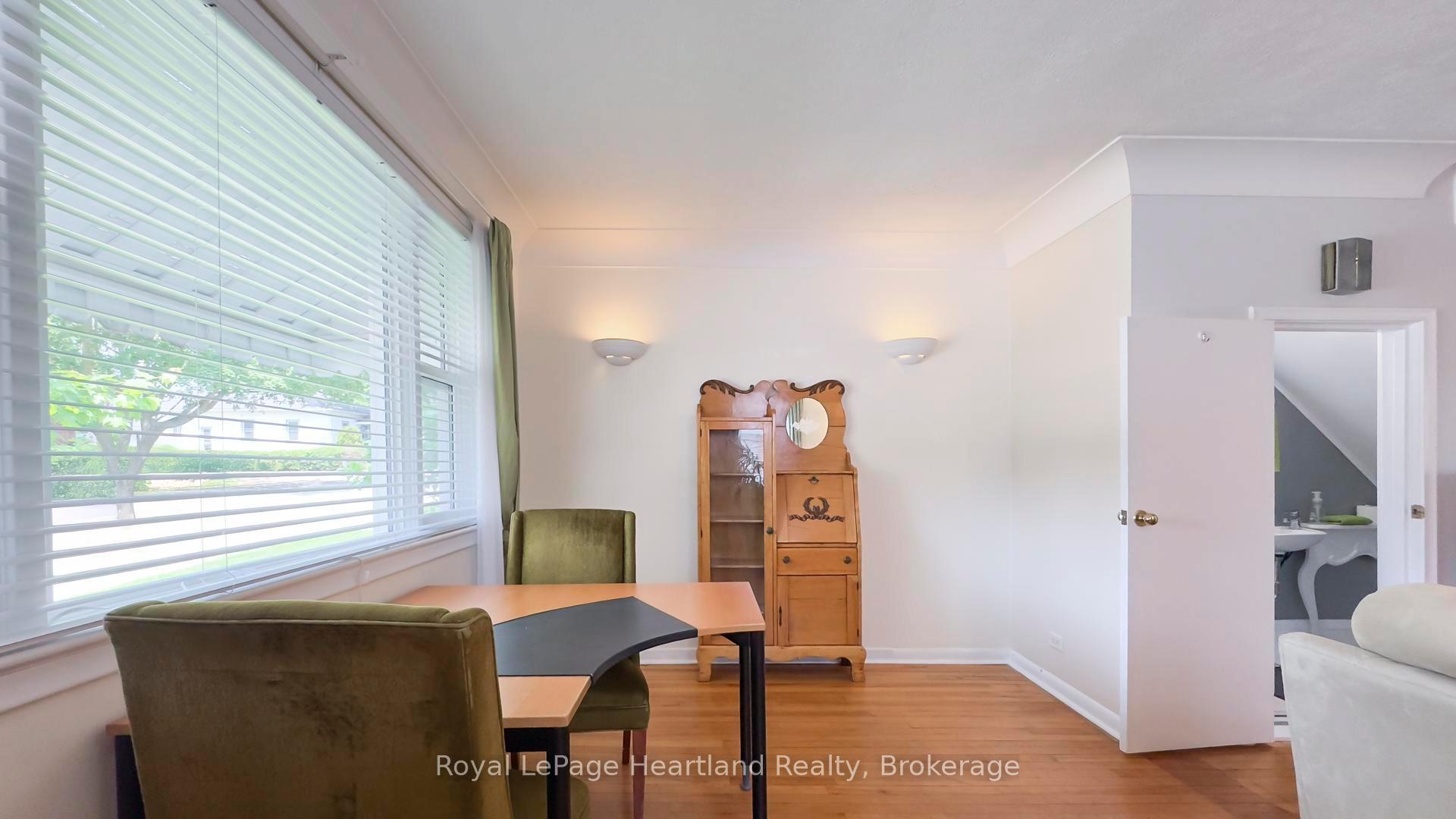 Photo 5 of 115 Queen Street, Central Huron, Clinton — HOMEH