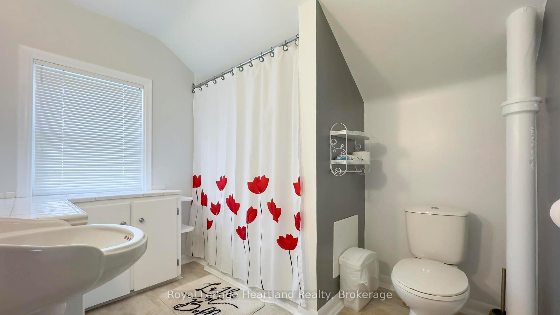 Photo 24 of 115 Queen Street, Central Huron, Clinton — HOMEH