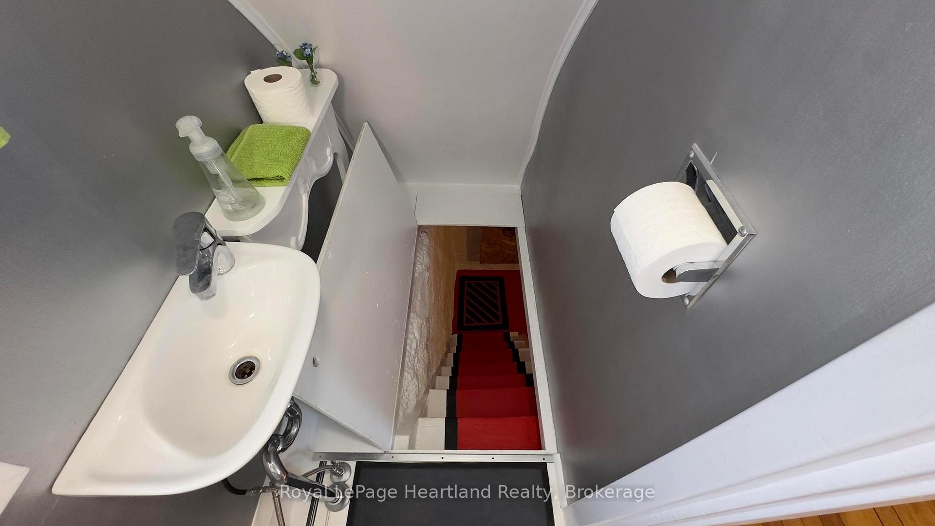 Photo 32 of 115 Queen Street, Central Huron, Clinton — HOMEH